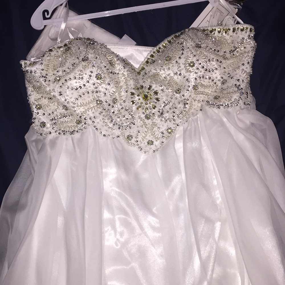 Elegant Dress💃🏼